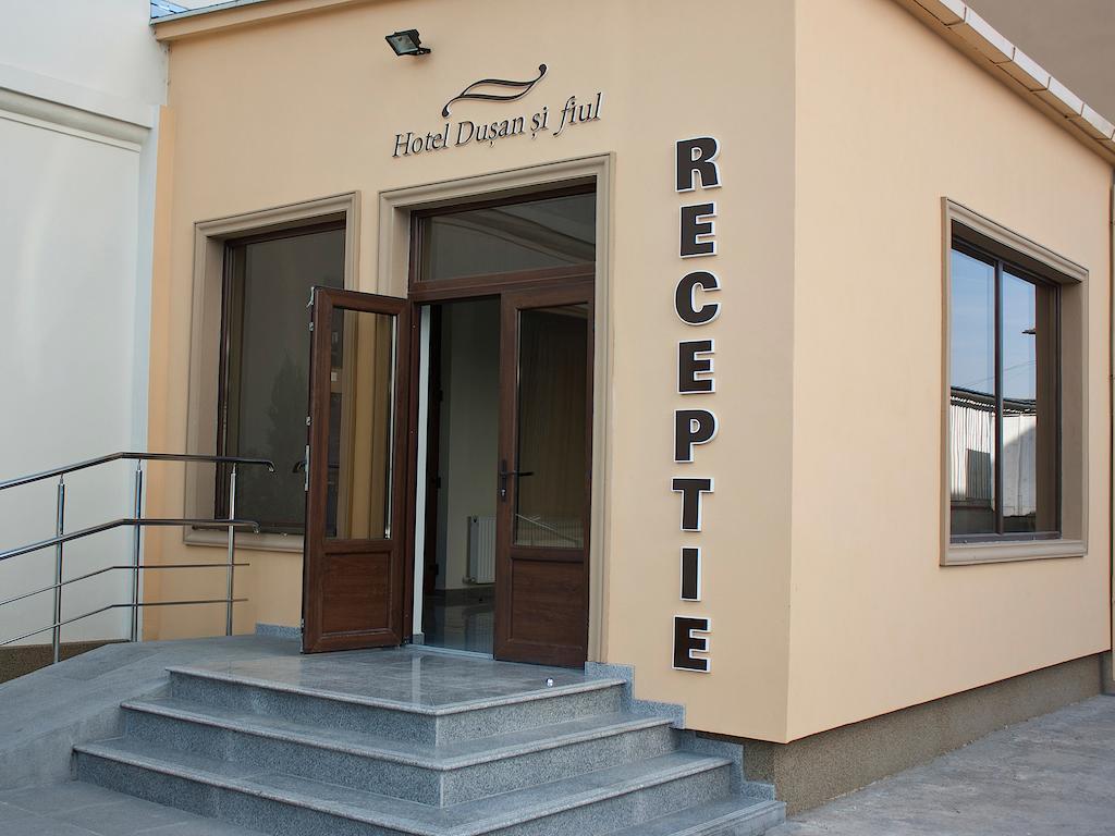 Hotel Dusan Si Fiul Resita Nord Buitenkant foto