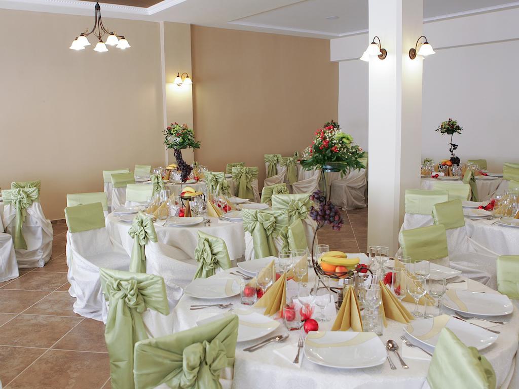 Hotel Dusan Si Fiul Resita Nord Buitenkant foto